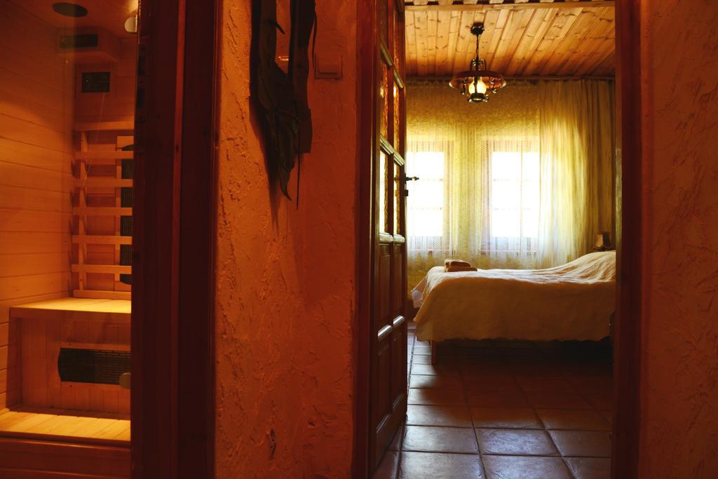 Galindia Hotel Iznota Quarto foto